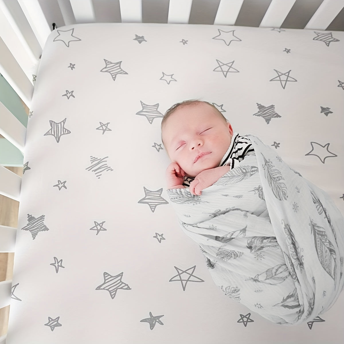 Комплект из 2 fitted простыней для детской кроватки и матрасника для маленьких детей