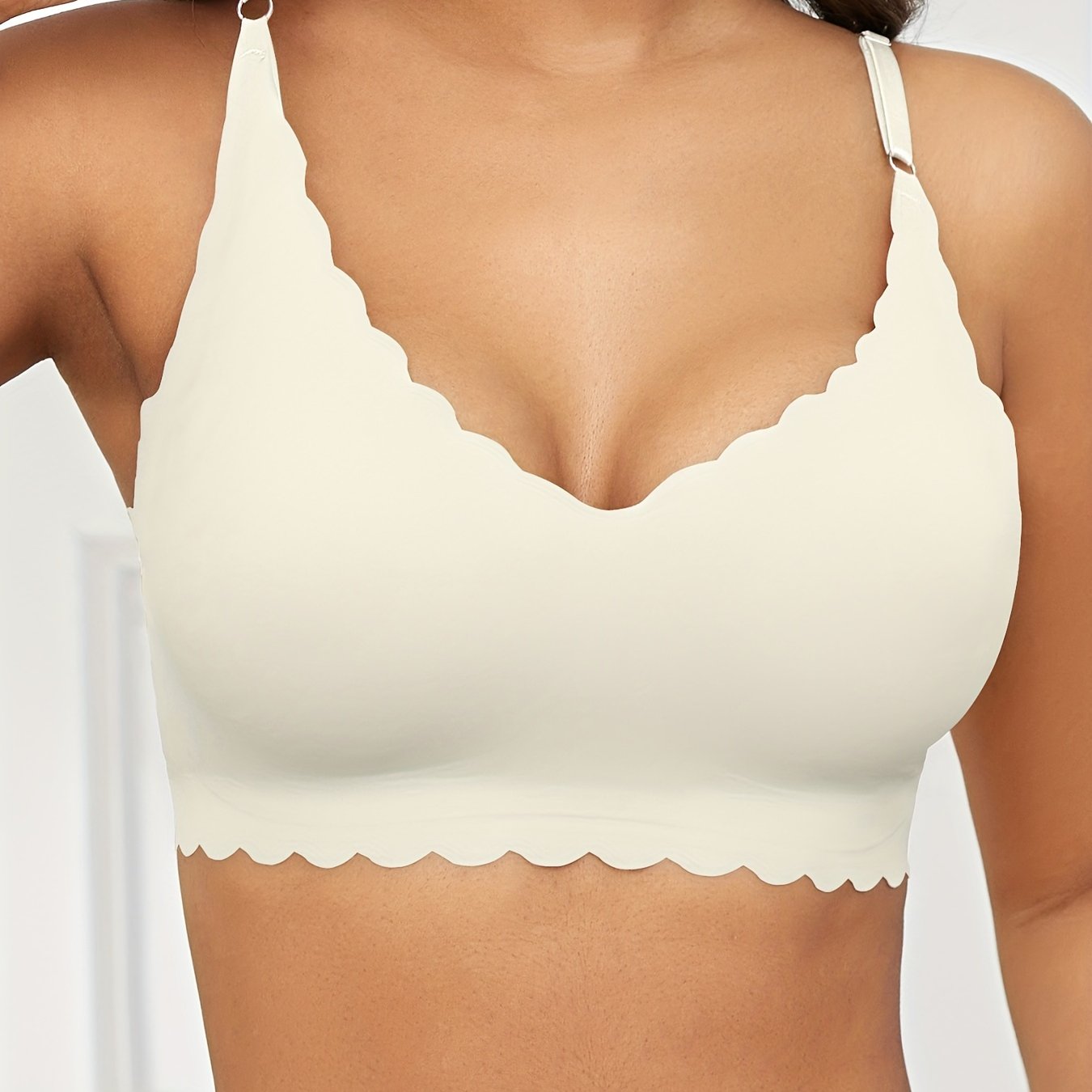 Women's Plus Size Wireless Seamless V-Neck Bra with Adjustable Straps