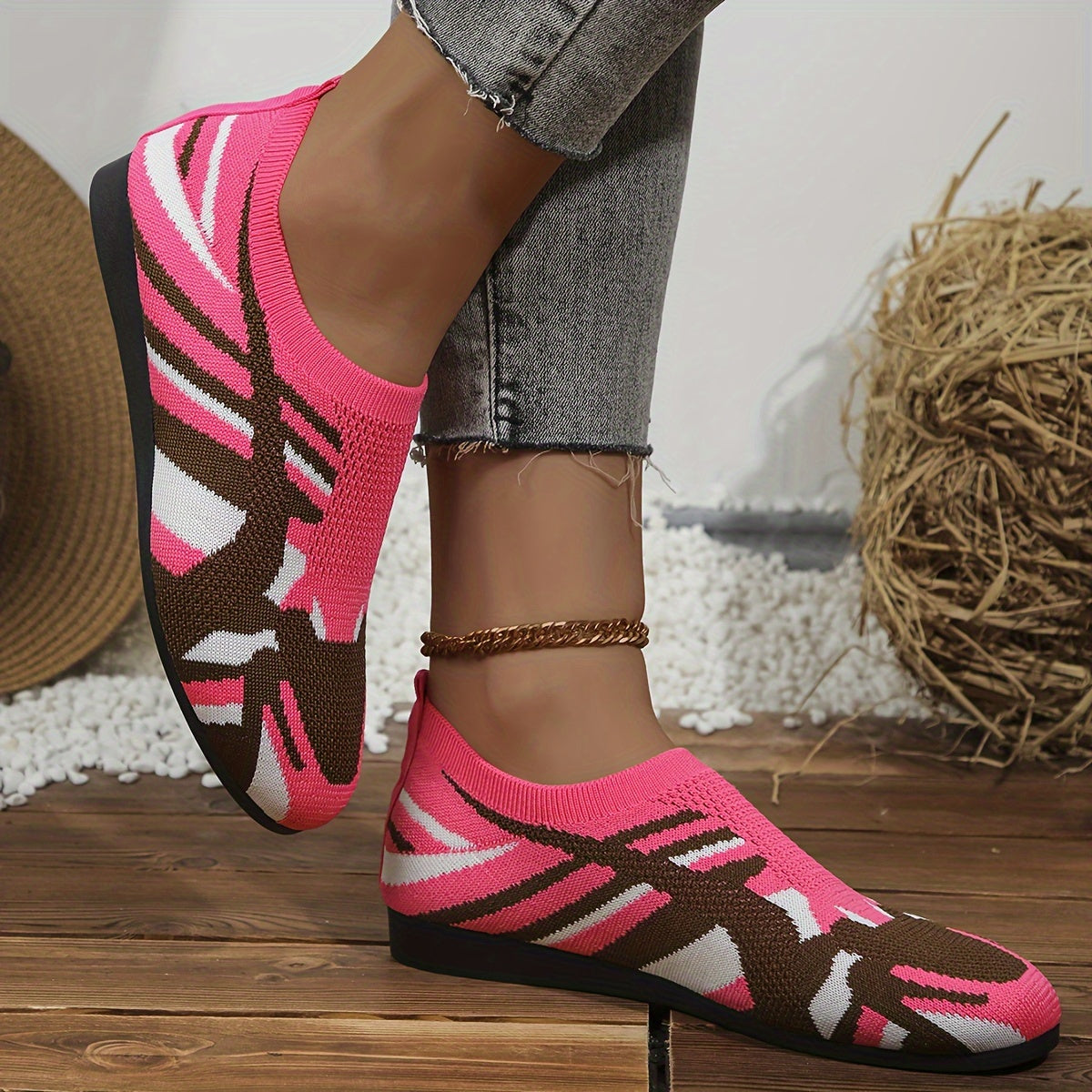 Women's Knit Slip-On Flats Breathable Casual Shoes in Maroon Black/White