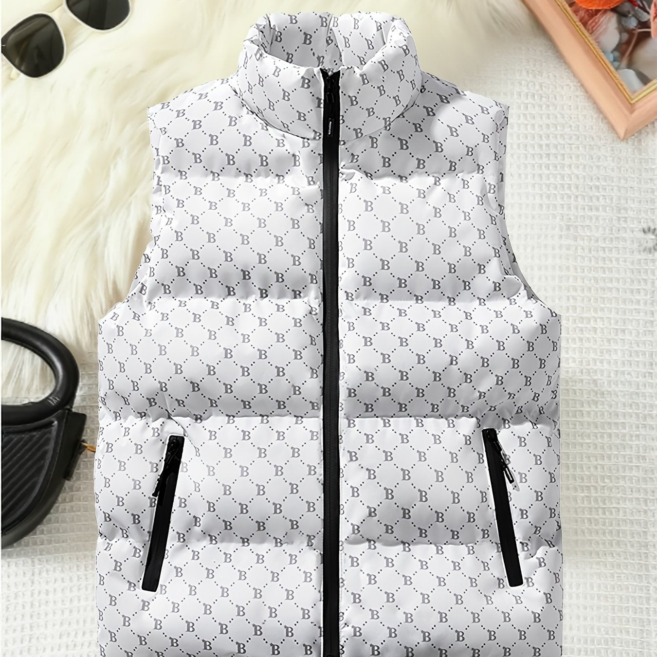 Ayollar uchun qishki bezsiz yengsizlik kamzul kurtka stand collar zip pockets letter print