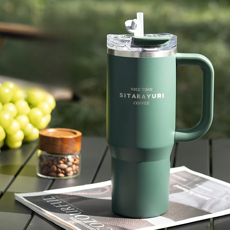 900ml Izolyatsiyalangan zanglamaydigan po'latdan yasalgan tumbler, quvurlik bilan, choyshab bilan, tashqi sayohat, sport uchun qayta ishlatiladigan va suv o'tkazmaydigan