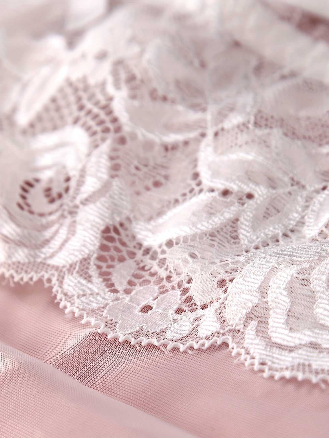 Women's Floral Lace Lingerie Set with Lettuce Trim Bra and Open Crotch Panties