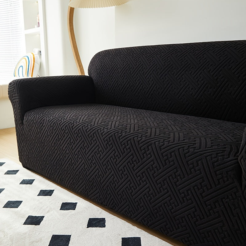 Универсальный чехол для дивана защищает мебель в любой комнате.