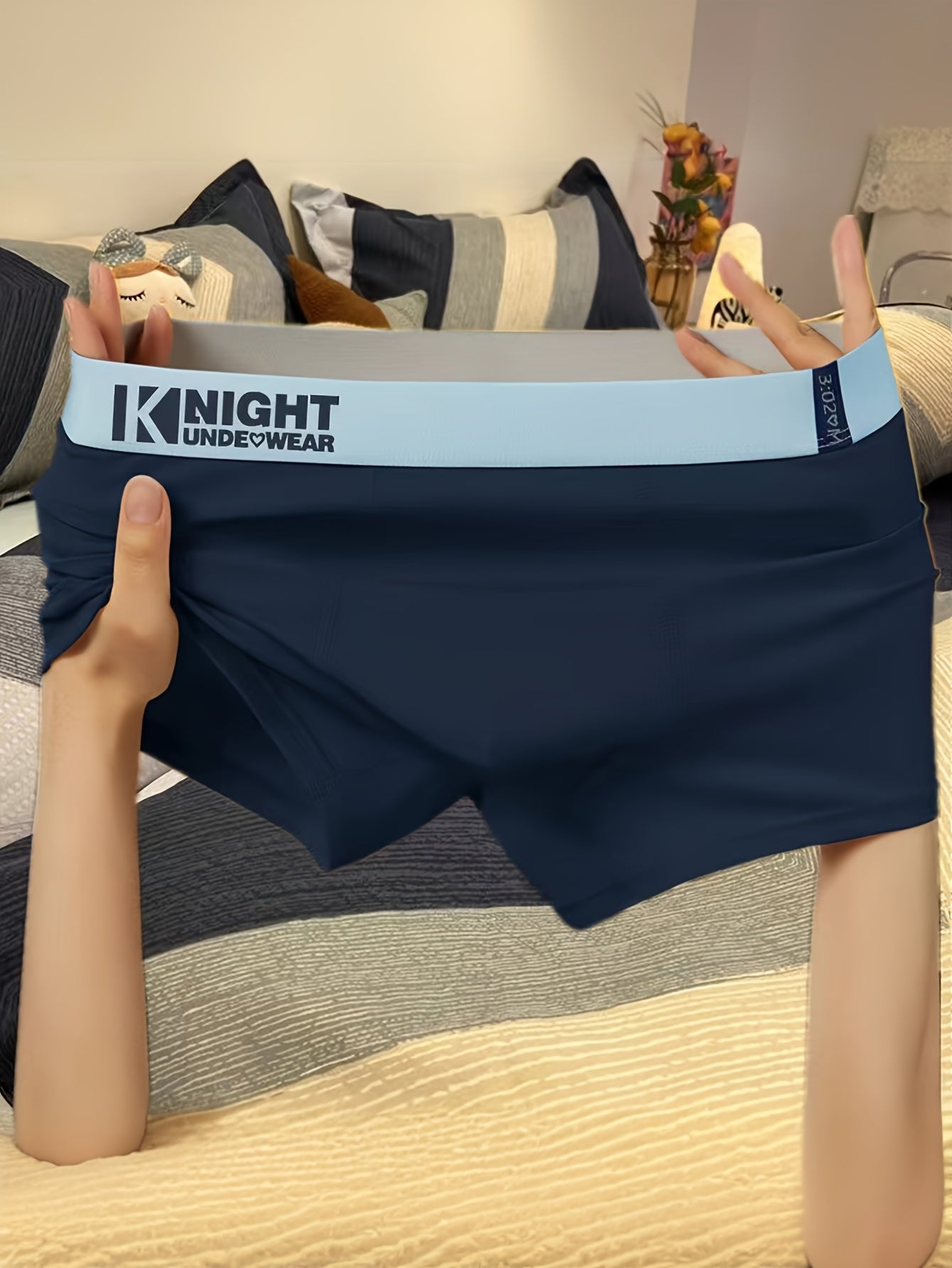 3 ta paxta qizil shortiklar erkaklar uchun - nafas oladigan, teri so'radigan, antiseptik, o'rtacha balandlikdagi ichki kiyim