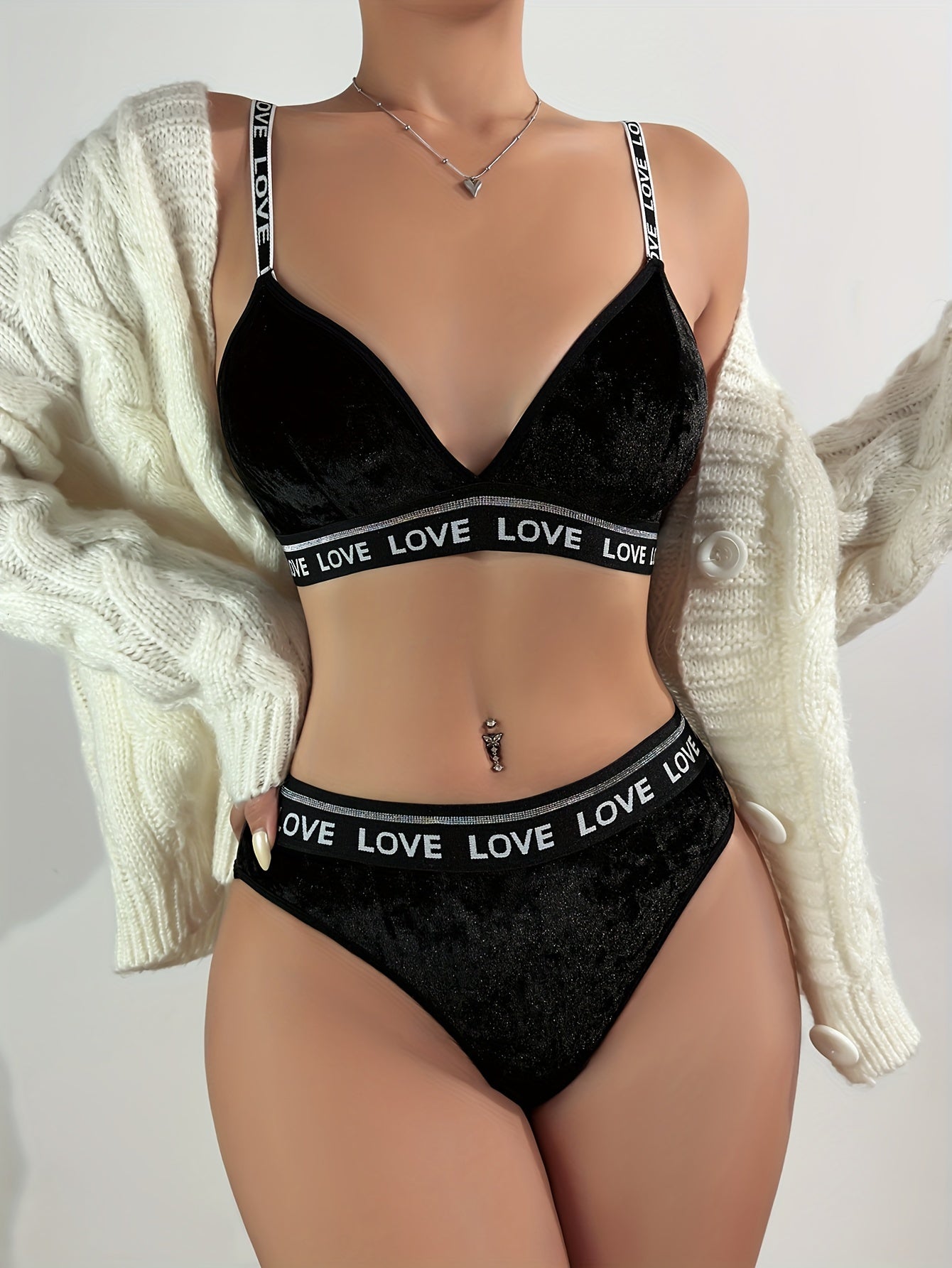 Women's Lingerie Set with Letter Strap Detail Polyester Blend Solid Color No Padding Bra Mid-Rise Briefs Comfortable Knit Fabric
