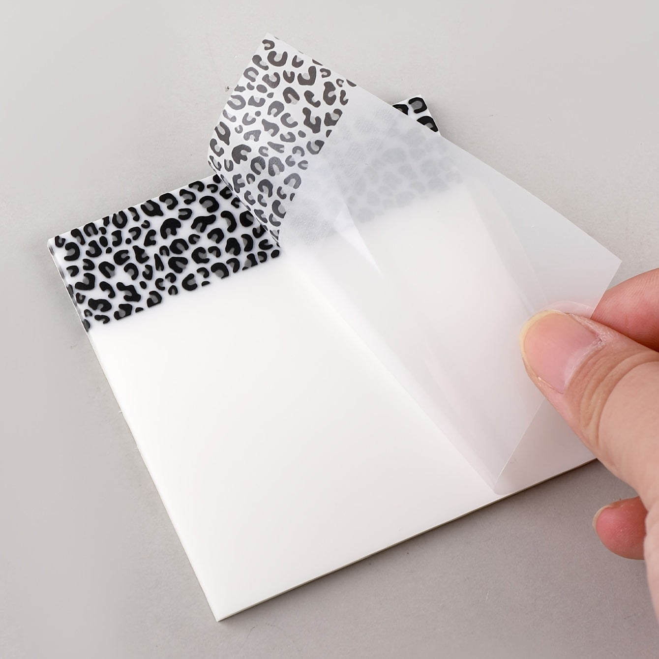 Notas adhesivas de estampado de leopardo, etiquetas adhesivas reutilizables para correcciones y marcado