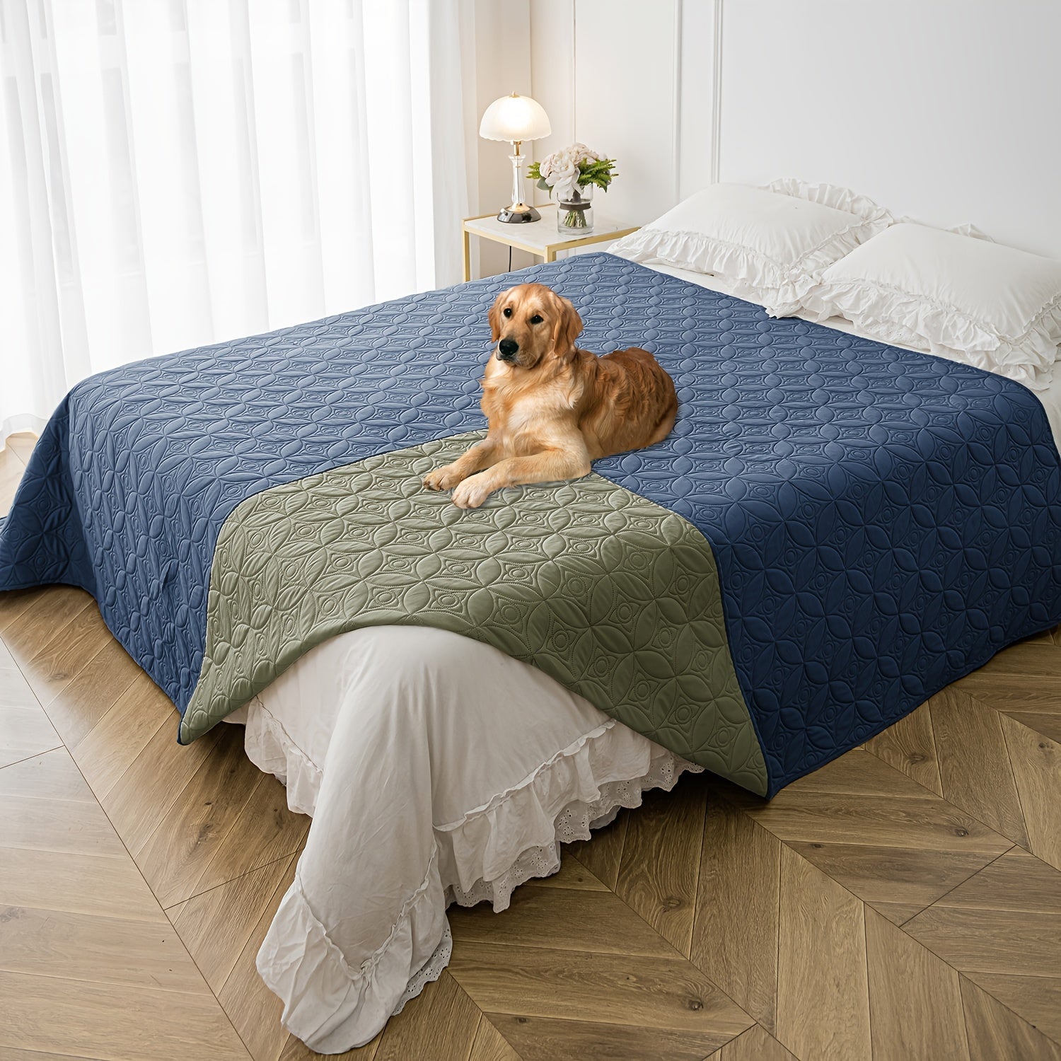 Waterproof Dog Bed Cover Non-Slip Stain-Resistant Furniture Sofa Protector for Small to Medium Dogs