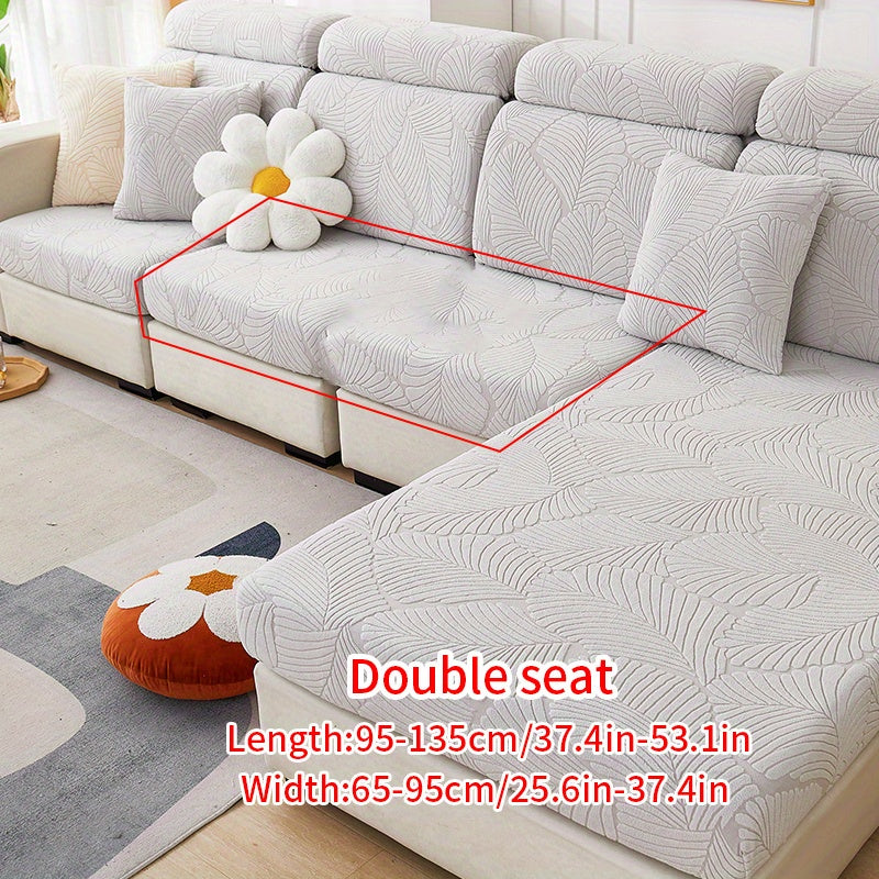 Непромокаемый эластичный чехол для дивана защищает мебель круглый год в любой комнате.