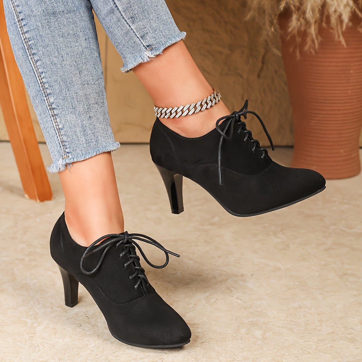 Women's Leather High Heels Pointed Toe Lace-Up Pumps Chunky Heel All Seasons
