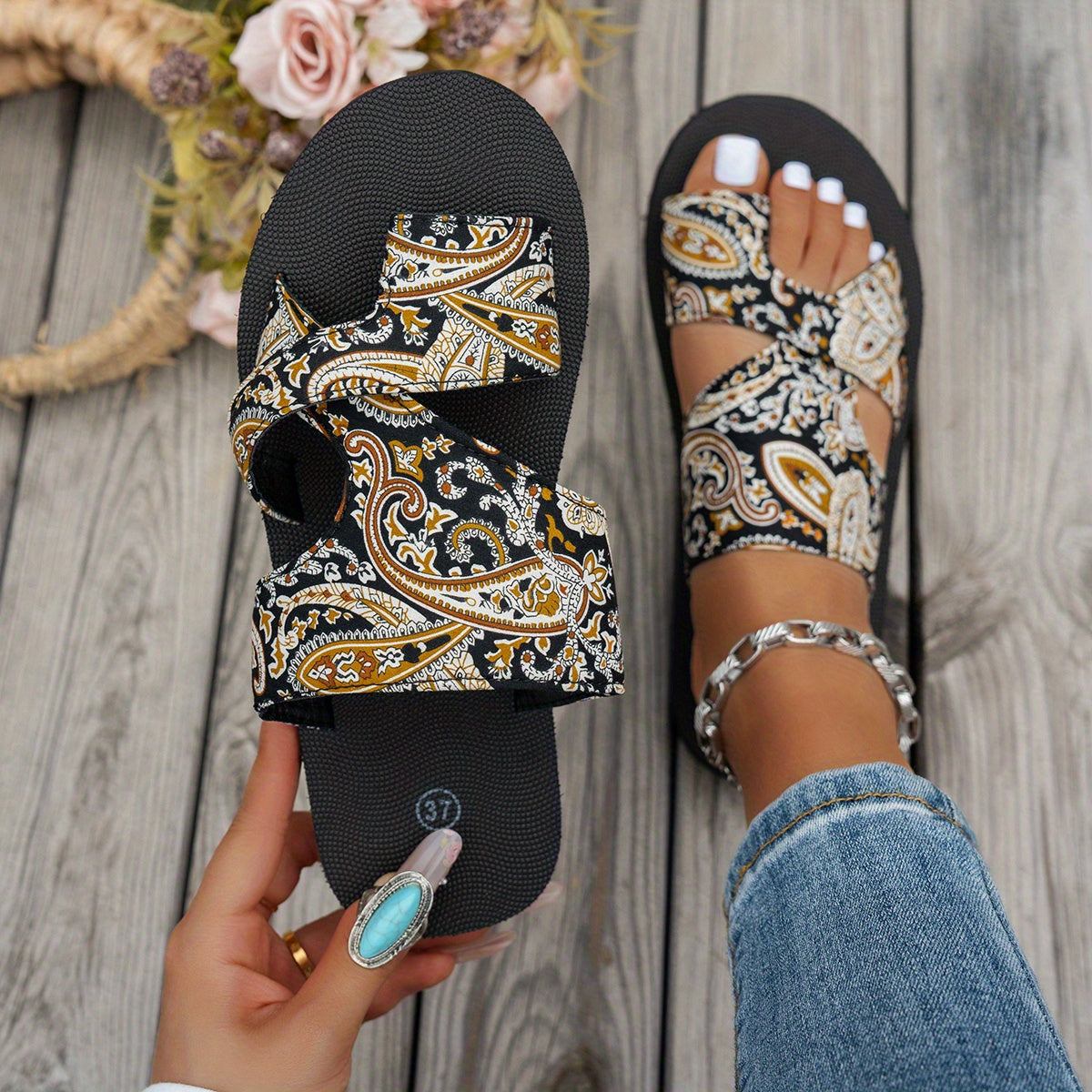 Women's Bohemian Checkered Mesh Slip-On Sandals Open-Toe Summer Footwear