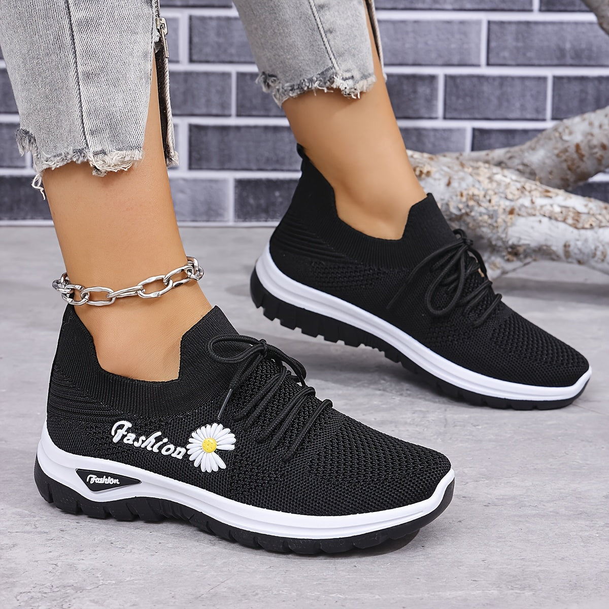 Women's Casual Running Shoes Lace-up Knit Flat Sneakers for Walking and Daily Use