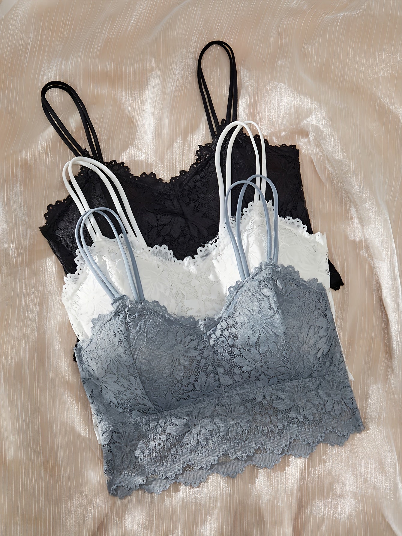 Women's Lace Wireless Bralette Set 3 Pack Comfortable Elegant Lingerie