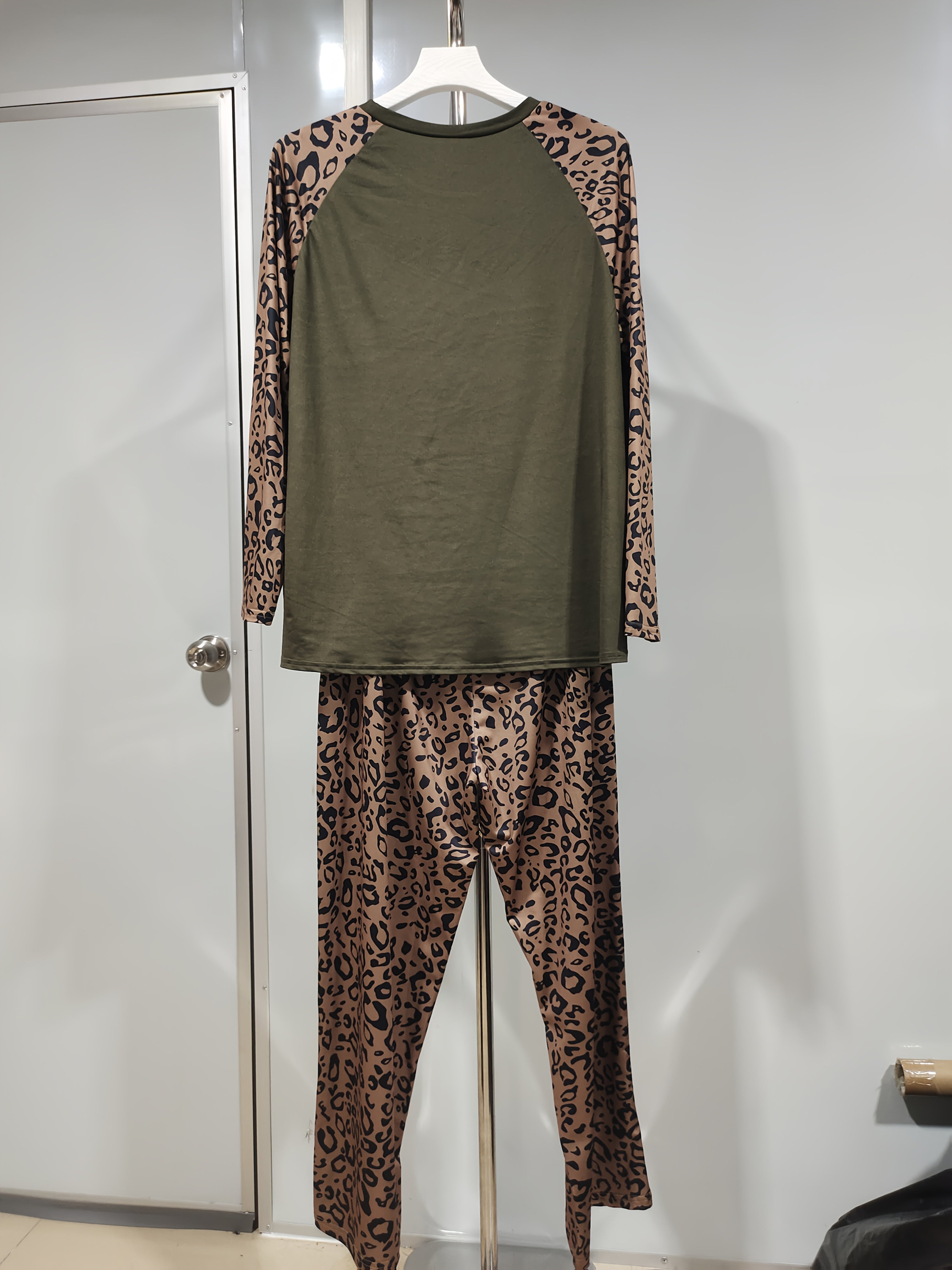 Набор домашней одежды для женщин большого размера с цветными блоками и леопардовым принтом