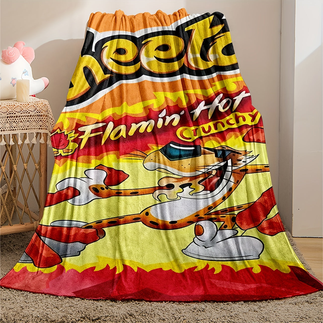 Crunchy Design Flannel Throw Blanket with Digital Print for Office Home and Travel