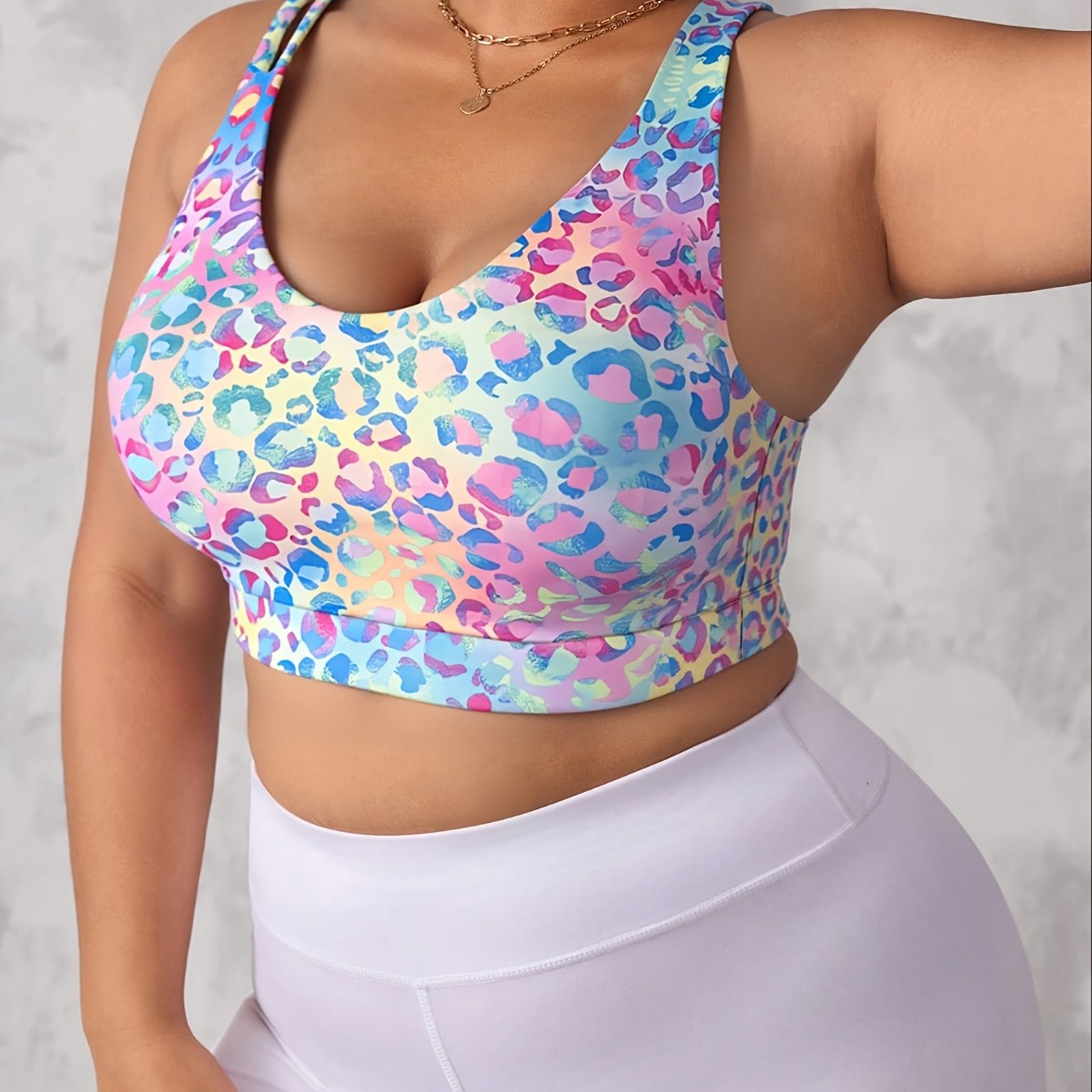 Plus Size Women's Yoga Sports Bra with Chest Pad for Running and Fitness