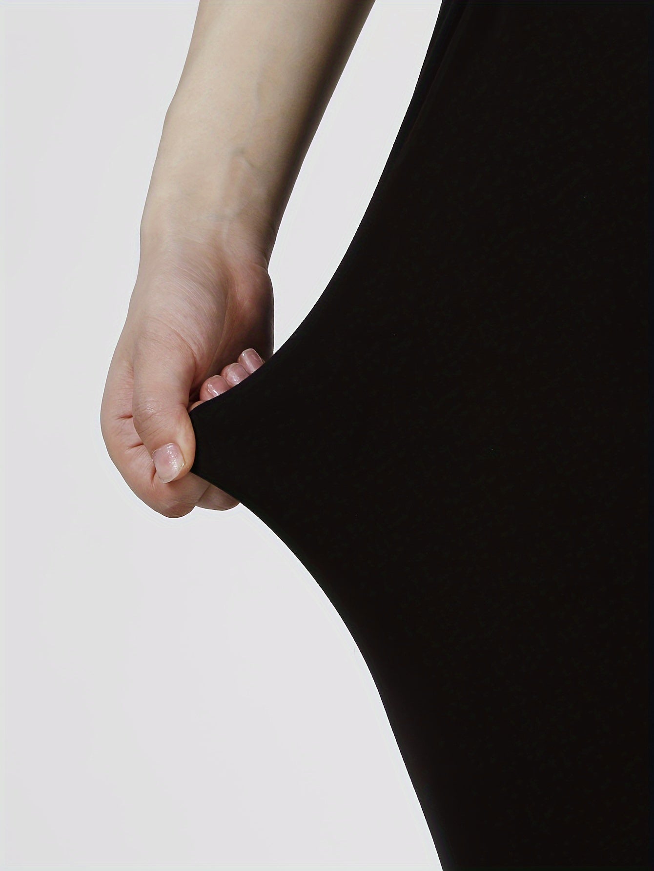 Plus Size Black High-Waist Leggings for Women Stretchy Comfortable Pants