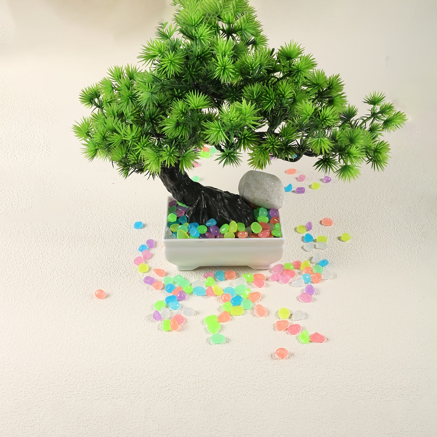 Glow in the Dark Plastic Garden Pebbles for Yard Walkways Aquarium Decor 0.76cm-0.99cm