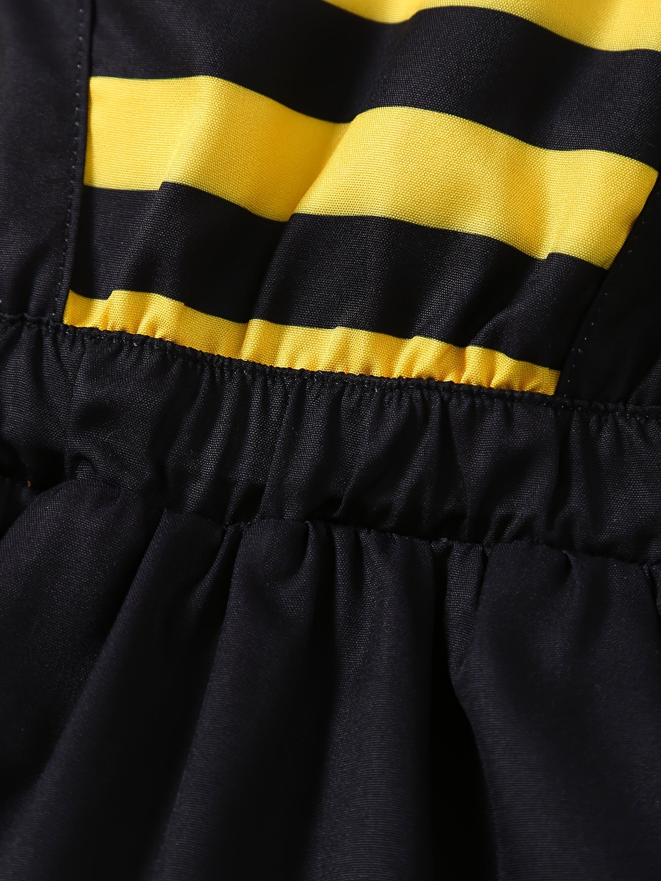 Girls Summer Dress Set with Matching Sun Hat Bee Ladybug Striped Ruffle Trim Polyester