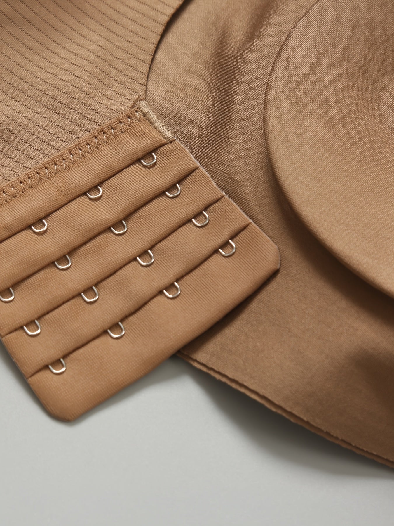 Women's Comfortable Bras with Adjustable Straps and Fixed Pads, No Visible Lines (2 Pairs)