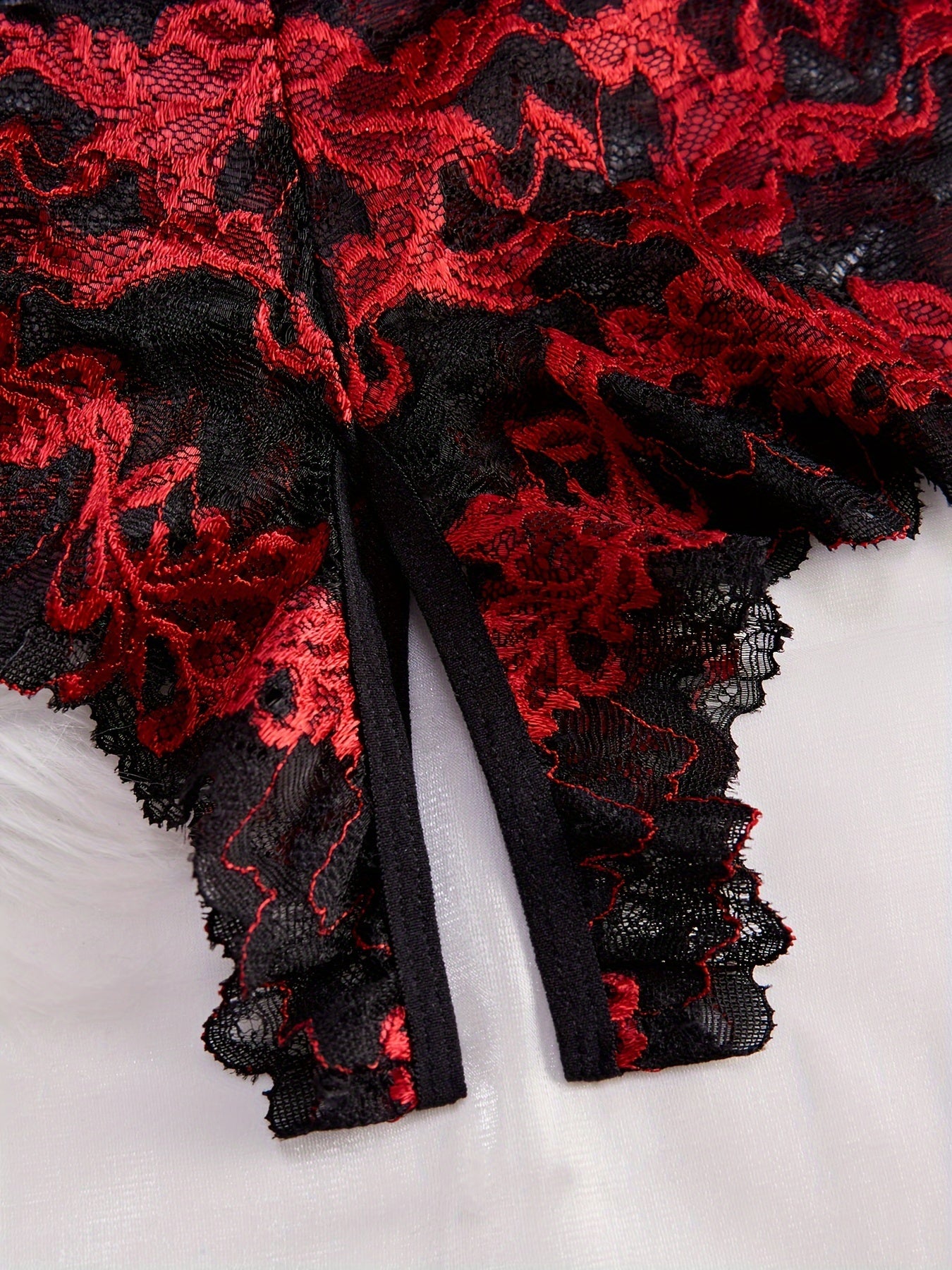 Panties de triángulo semi transparent con encaje para mujer talla grande rojo negro floral