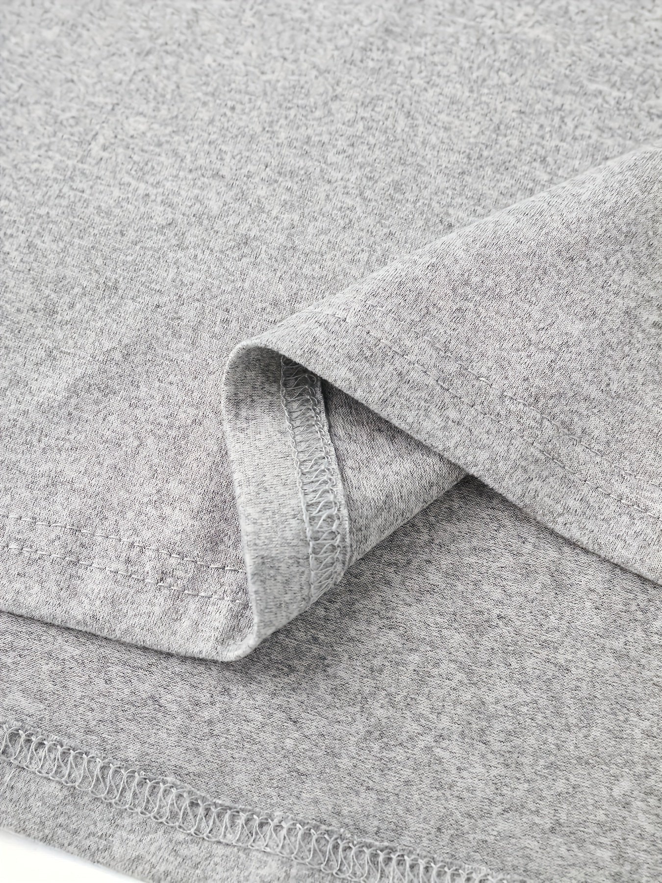 Yozuvli, yumshoq va qulay lounge ko'ylaklar, kuz va qish uchun mukammal.