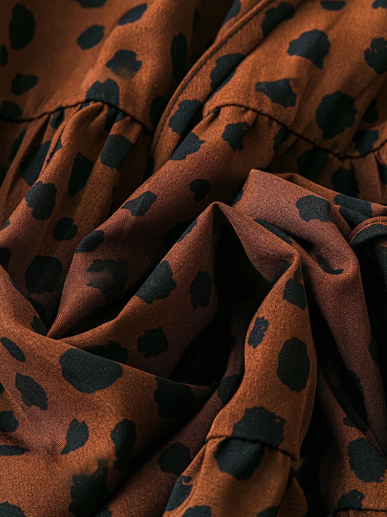 Katta o'lchamdagi ayollar uchun polka nuqtali bosma kapalak yengli ko'ylak