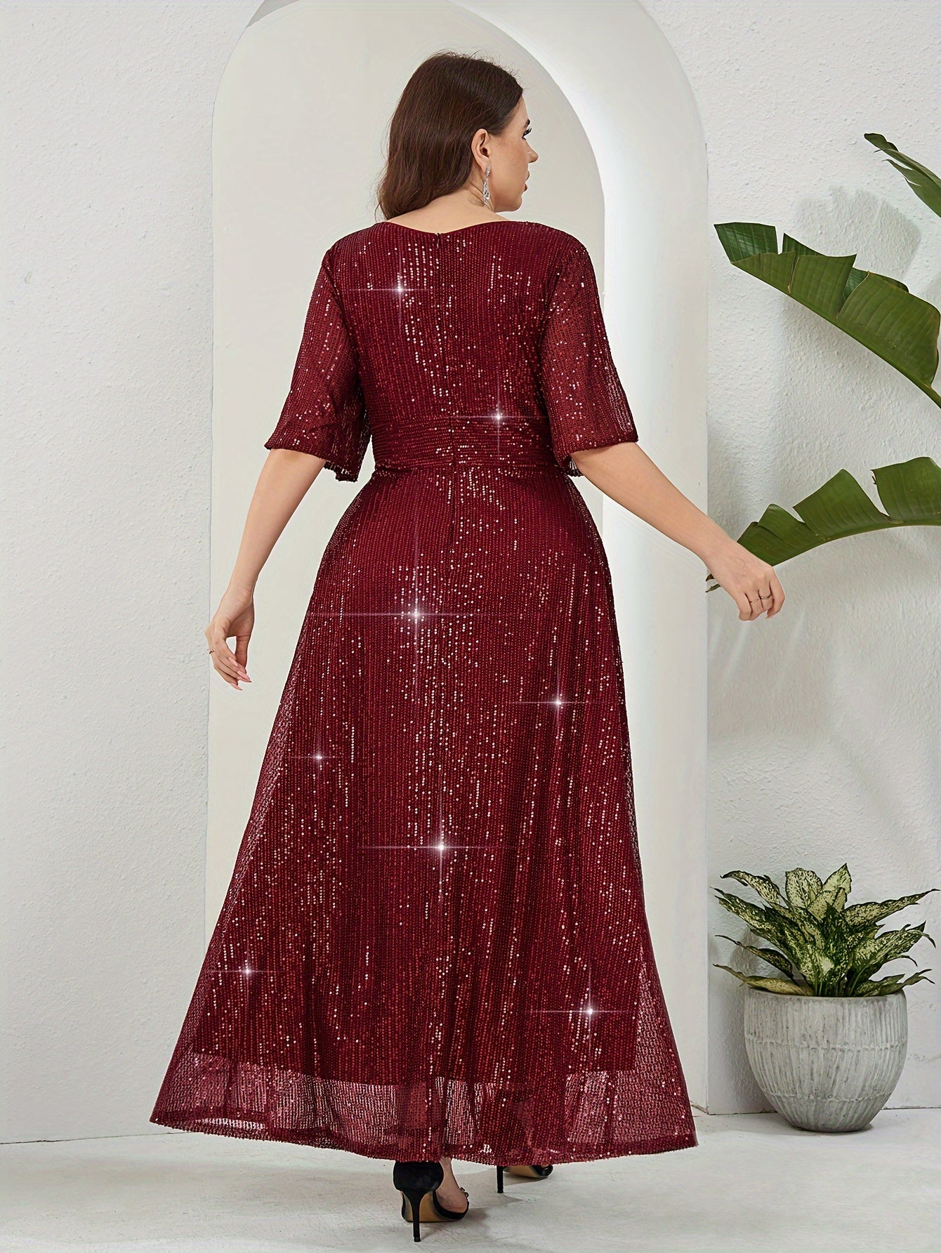 Plus Size Sequin V-Neck Maxi Dress with Half Sleeves and Zipper for All Seasons