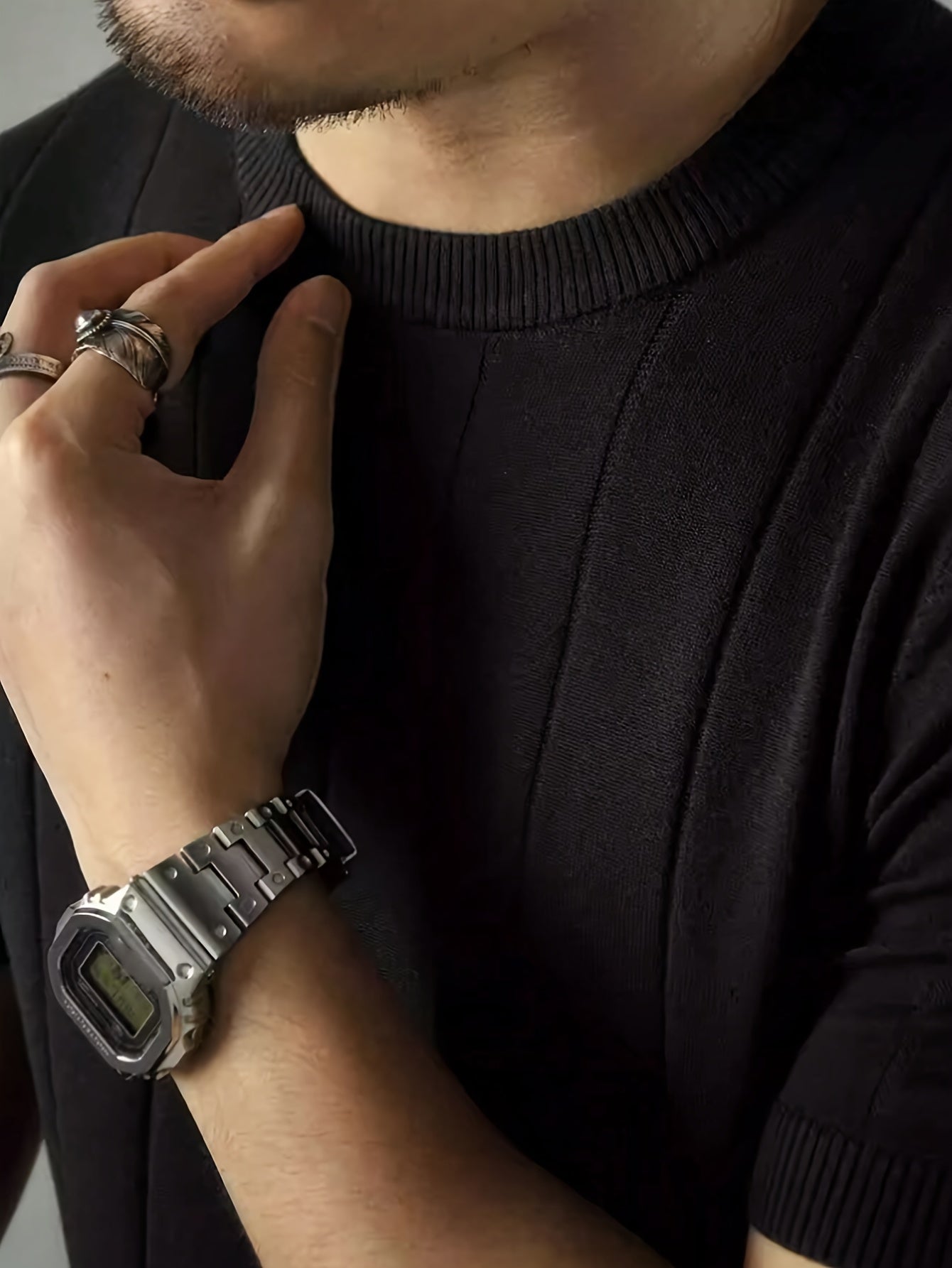 Men's Red Short Sleeve Crew Neck Knit Sweater with Stretch Fabric for Casual and Outdoor Wear