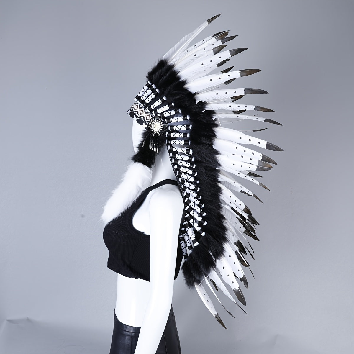 Halloween maskarad sahna chiqishlari va fotosuratlar uchun faux feather sochbog'li taqinchoq