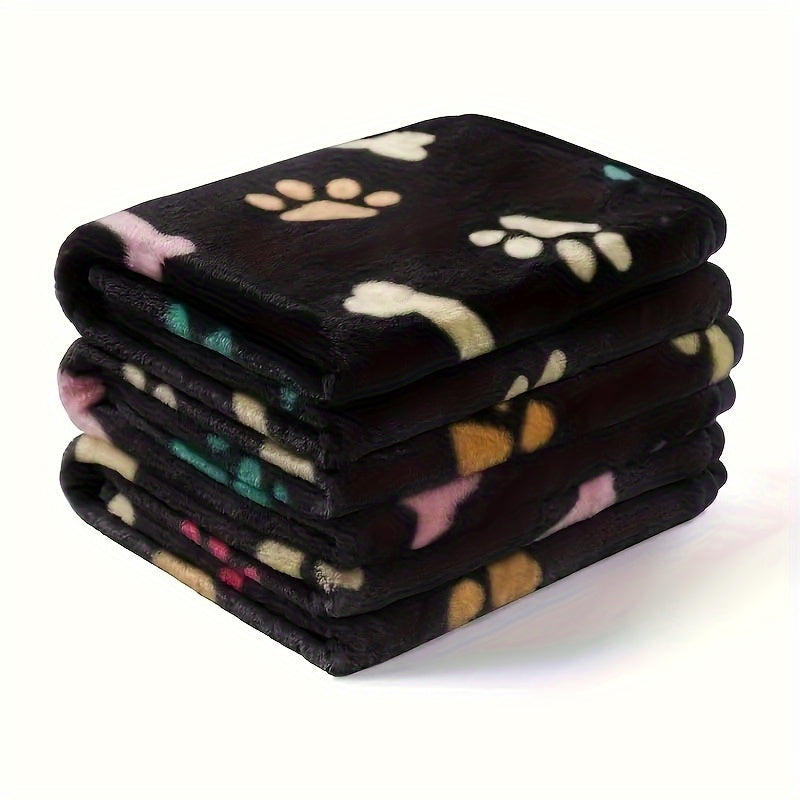 Stain-Resistant Fleece Pet Blanket with Bone Pattern Machine Washable for Dogs and Cats