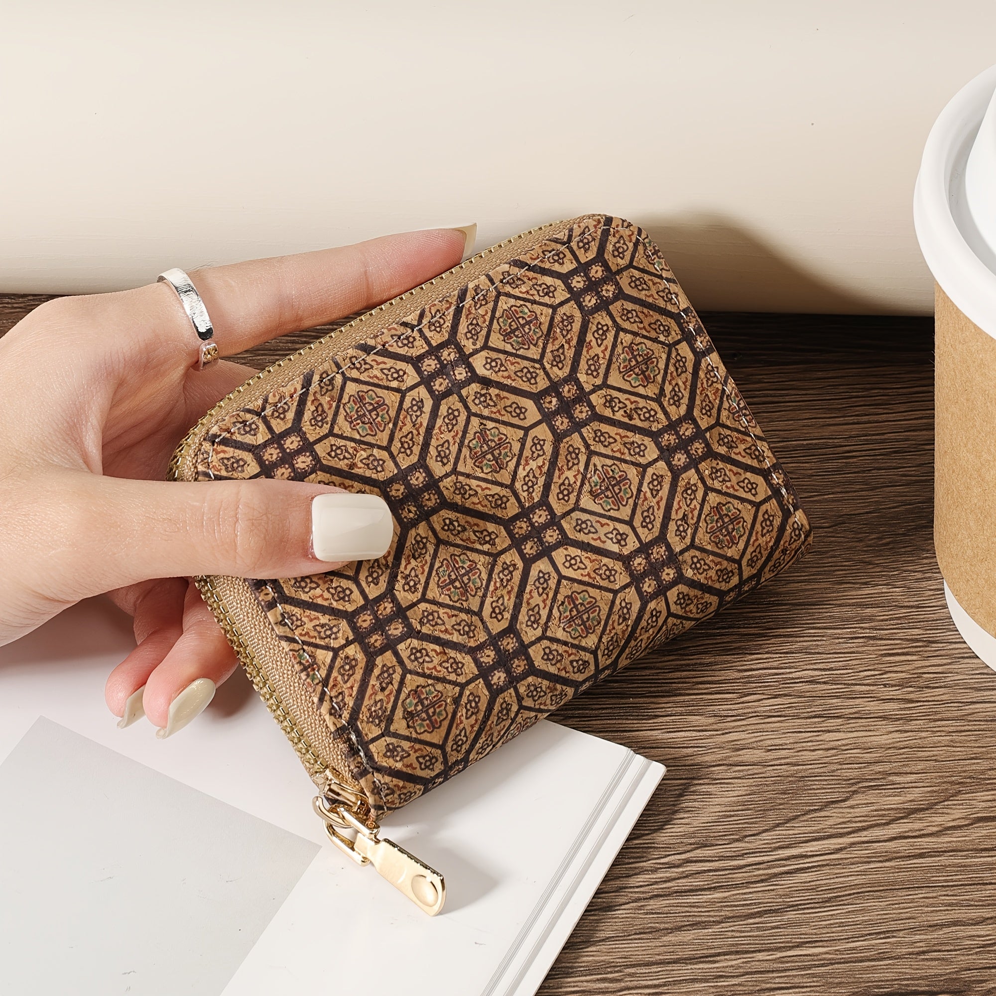 Ayollar uchun minimalistik qisqa hamyon, zipli, tasodifiy clutch tangalar sumkasi, zamonaviy nylon qopqoq.