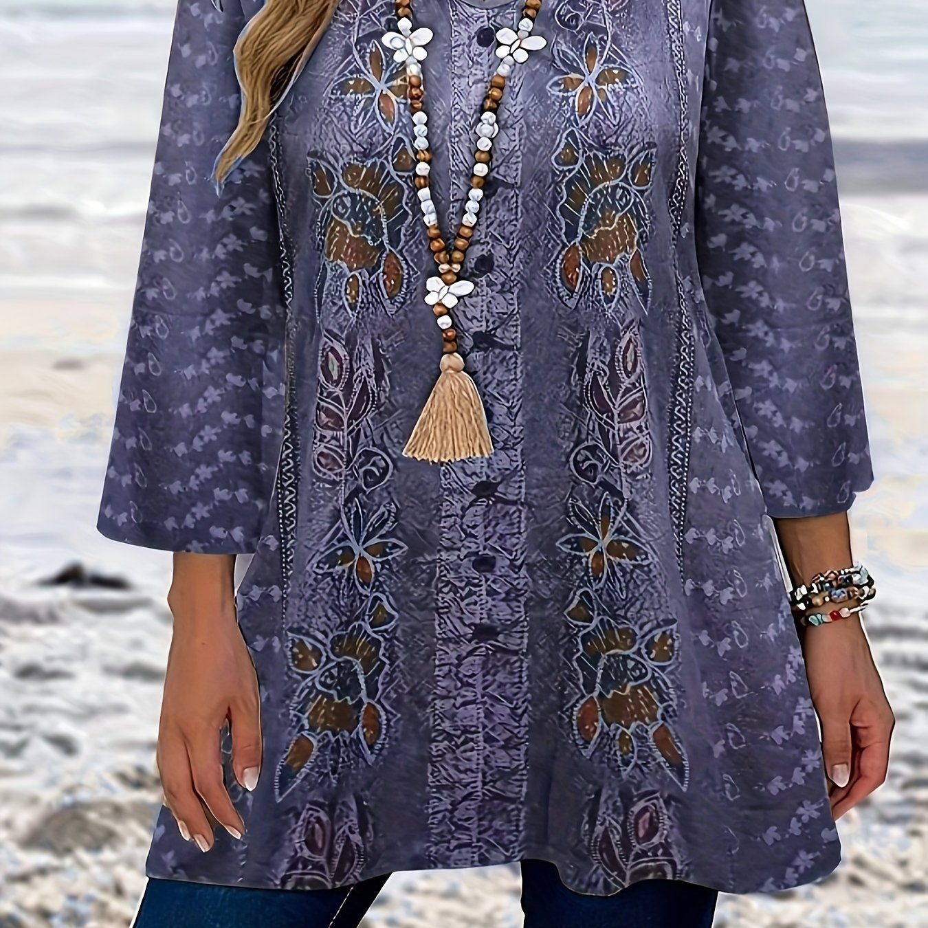 Plus Size Oversized Top With Retro Print and Comfortable Fit