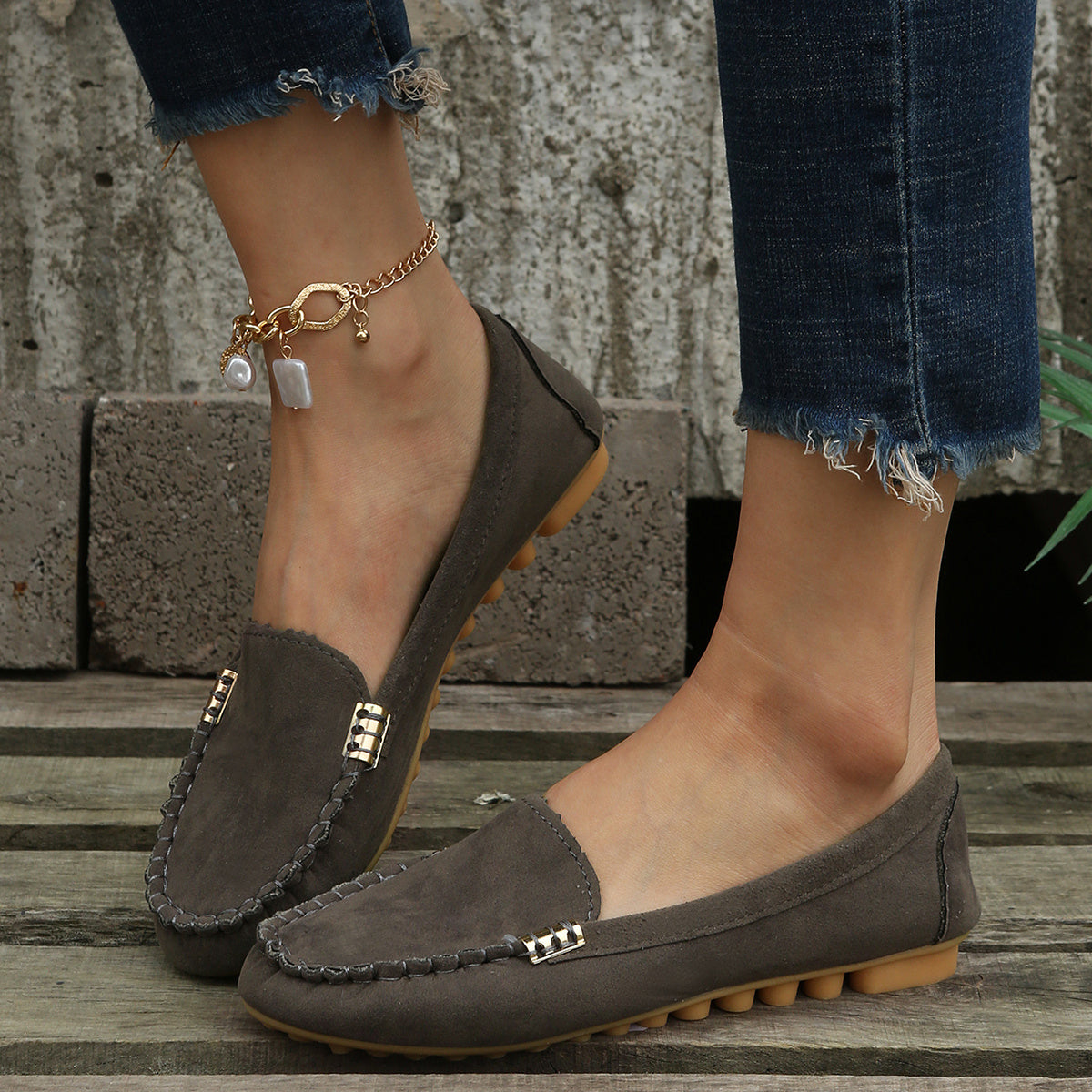 Women's Leather Round Toe Loafers Slip On Shoes Solid Comfort