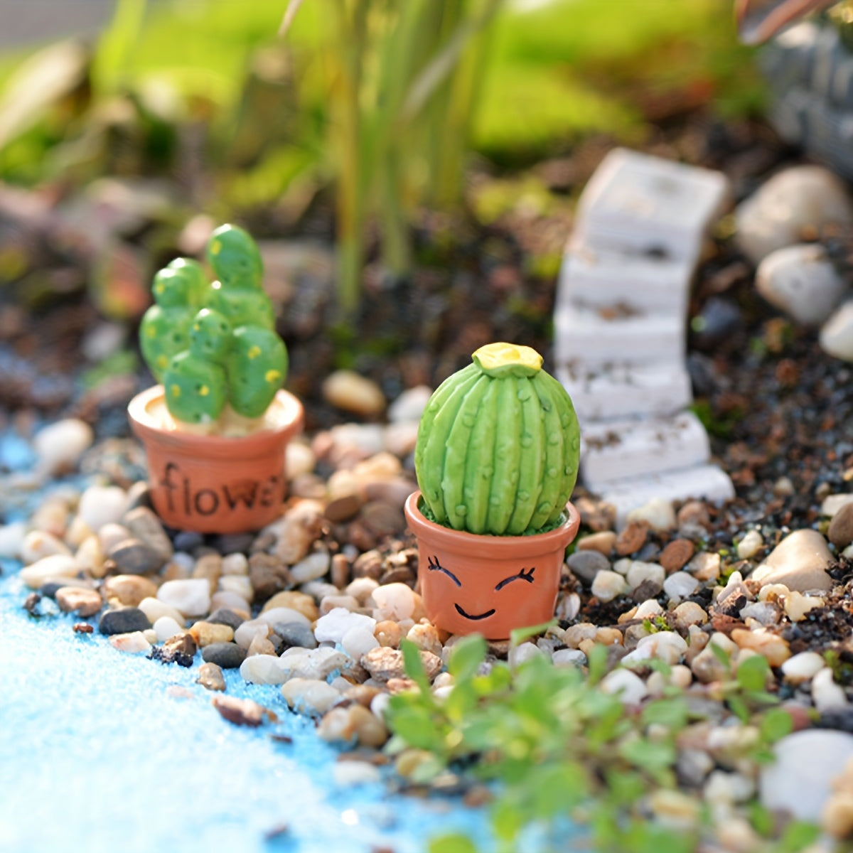 Miniature Succulents and Cactus Fairy Garden Set with Resin Ornaments for Small Landscapes and Decor