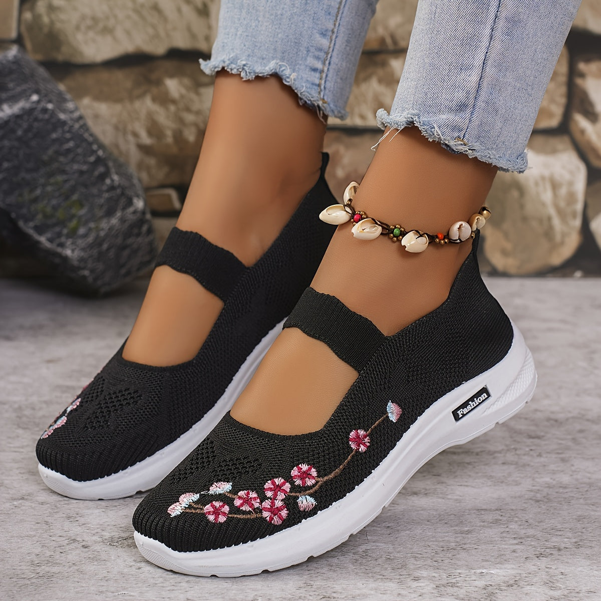 Women's Breathable Casual Sneakers with Lightweight Fabric and Soft PU Sole