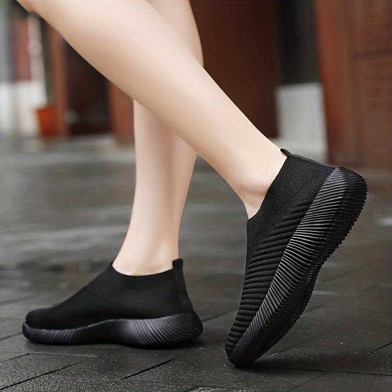 Ayollar uchun nafas oladigan slip-on sport poyabzali mato yuqori EVA taglik bilan, kundalik va barcha mavsum uchun