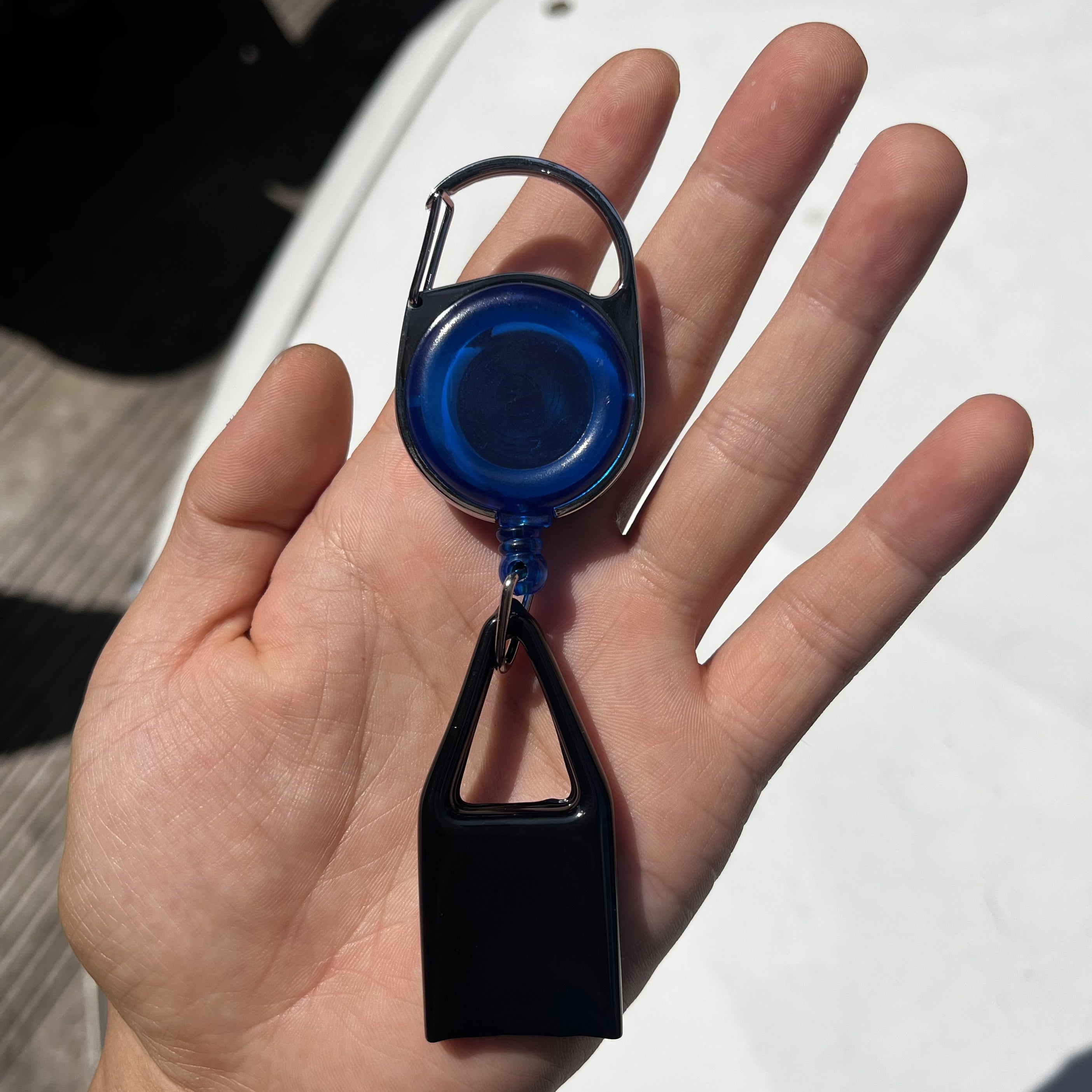 Выдвижной поводок для маленьких собак, с одним карабином, легкий держатель зажигалки