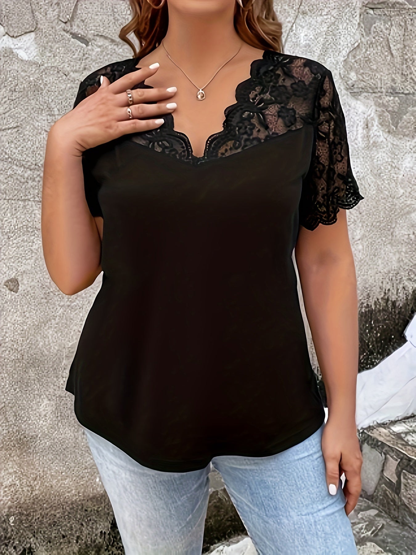 Plus Size Lace Stitching V Neck T-Shirt Women Short Sleeve Casual Top