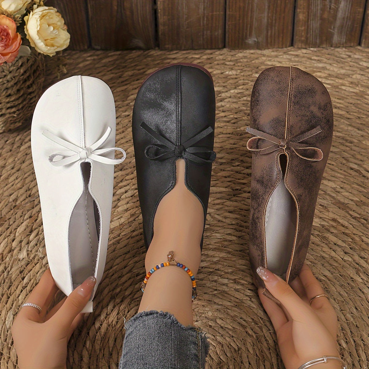 Women's Ballet Flats Solid Color Slip-On Shoes with Bow Accent