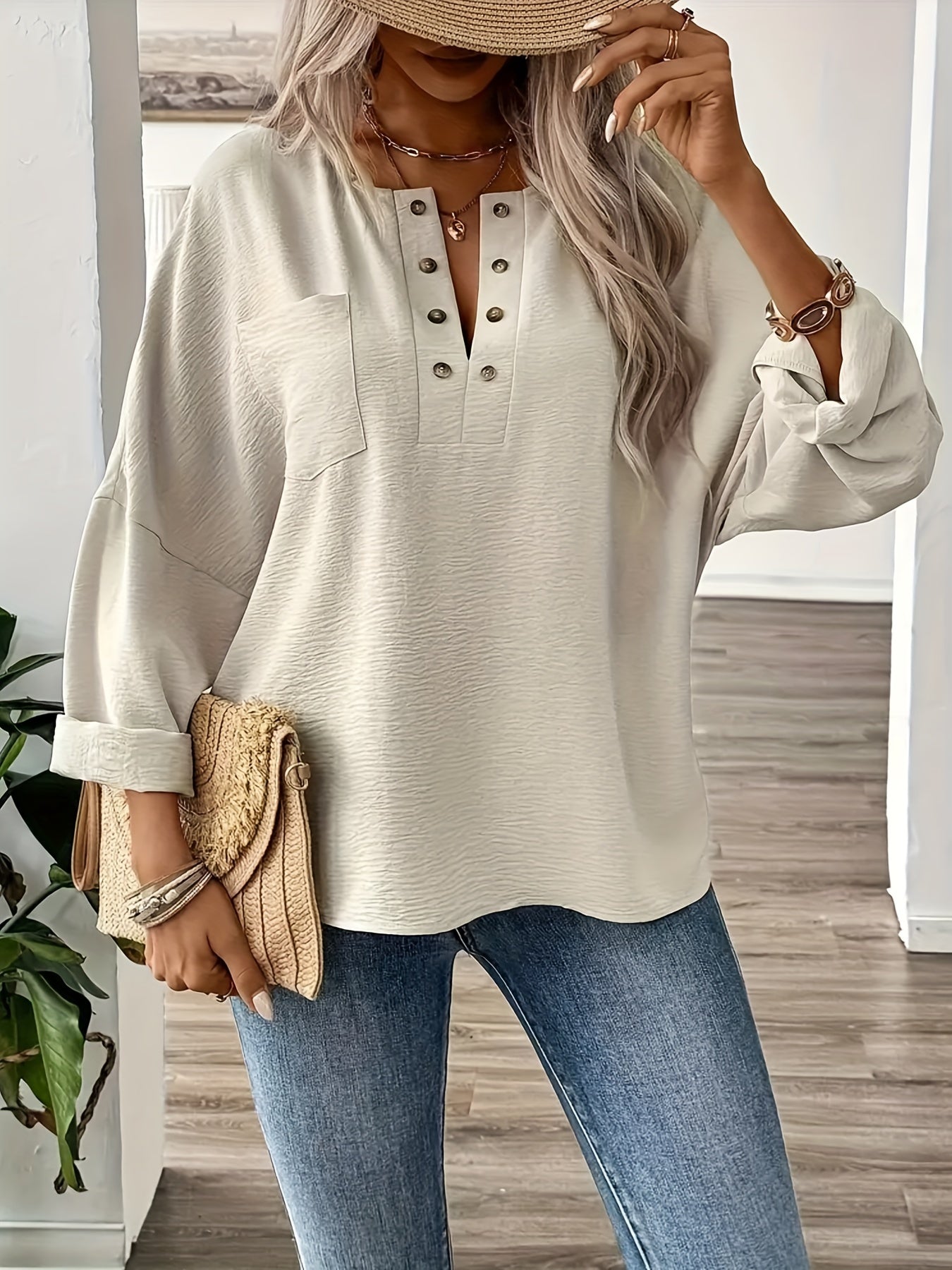 Women's Large Size Long Sleeve Woven Shirt for Spring and Fall