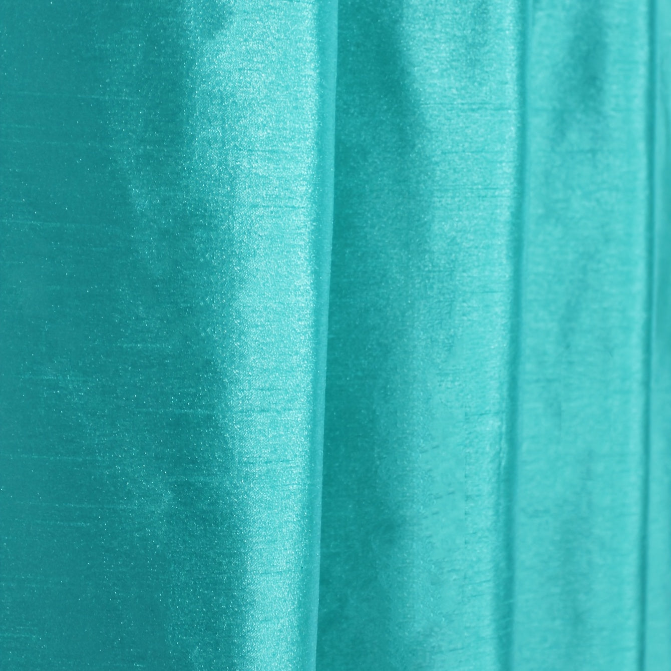 Занавески с люверсами для затемнения, идеально подходящие для спальни или гостиной, доступны в двух размерах: 139,7*213,36 см или 139,7*241,3 см. Блокируйте солнечный свет и создавайте затемняющий эффект в вашей комнате.