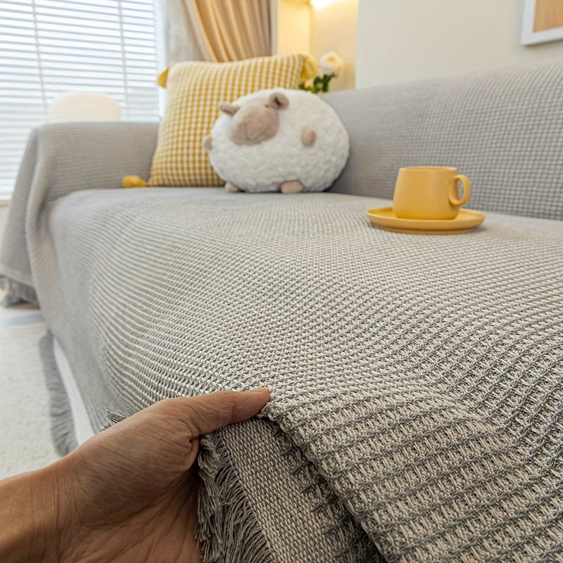 Zamonaviy Tassel divan qopqog'i xavfsiz mos keladi, chang va hayvonlardan himoya qiladi, tozalash oson