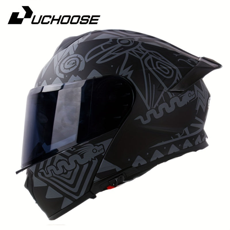 Zamonaviy mototsikl shlepi, ikki ko'zoynak, ajratiladigan yuz qopqog'i va yaxshilangan xavfsizlik xususiyatlari bilan qora rangda qizil va pushti aksentlar bilan. Mustahkam ABS qatroni konstruktsiyasi. Mototsikl xavfsizlik uskunalari.