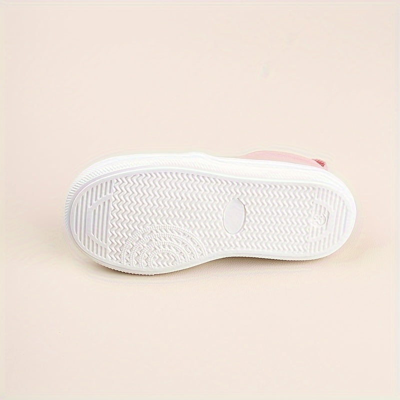 Girls Canvas Sneakers Breathable Low Top Casual Shoes for Spring and Autumn