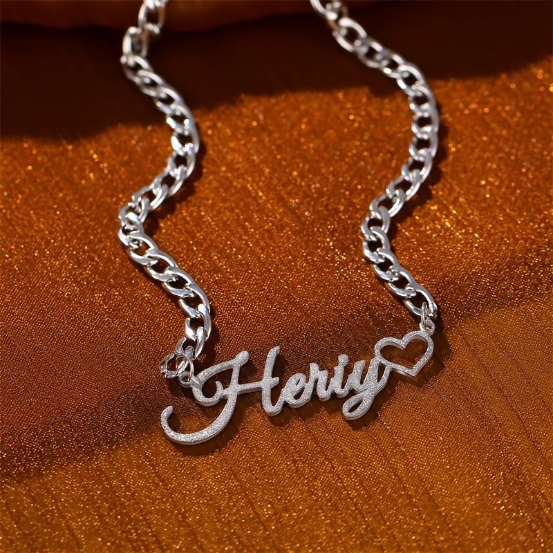 Uning uchun noyob zanglamas po'latdan yasalgan ism marjon, nozik 5mm Kuba zanjiri, zamonaviy va yoqimli, yurak shaklidagi kesma, silliq mat finish, Rojdestvo, partiyalar, ko'p maqsadli kiyish uchun mukammal.