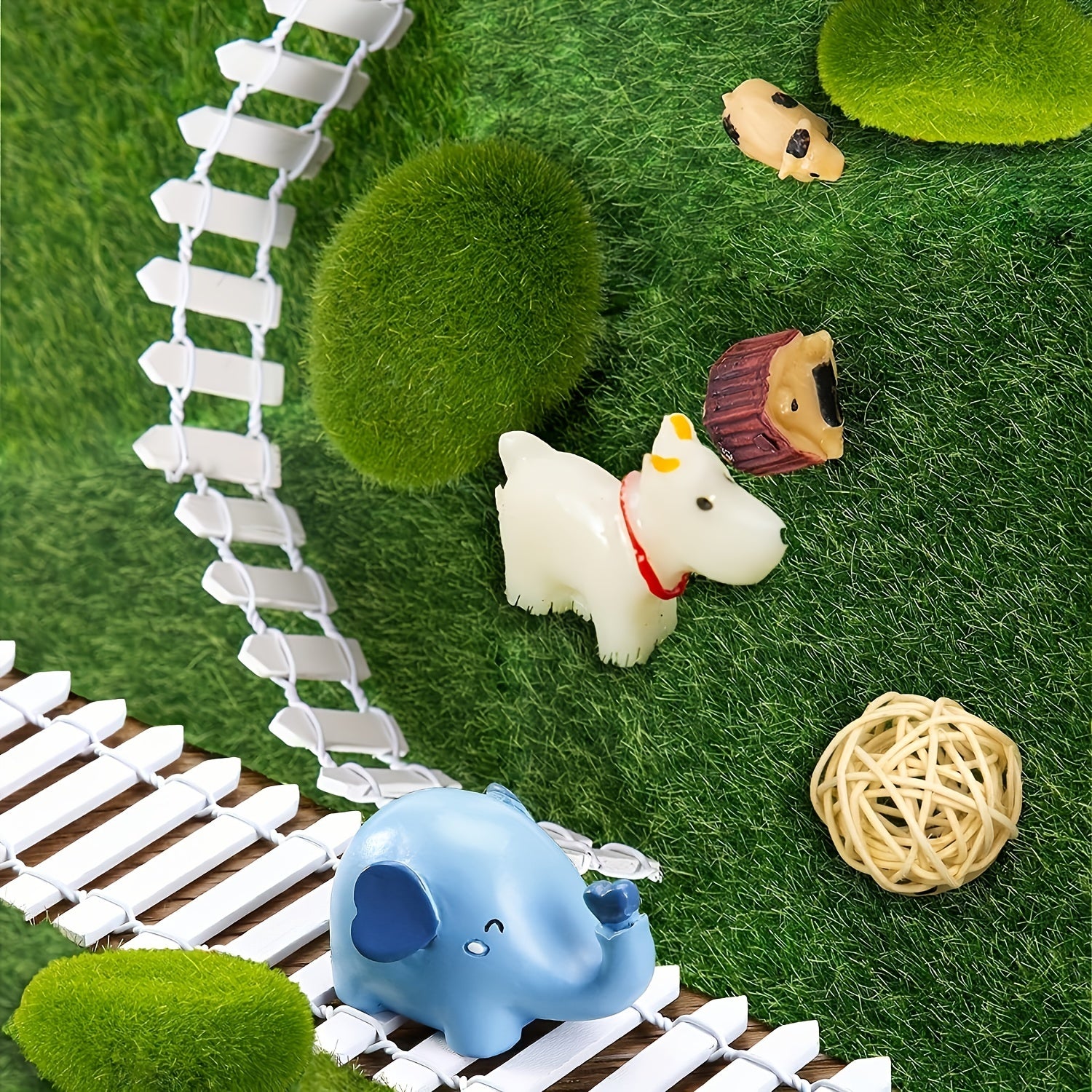 Mini Wooden Fairy Garden Fence White Chocolate Miniature Garden Decor for Home and Garden