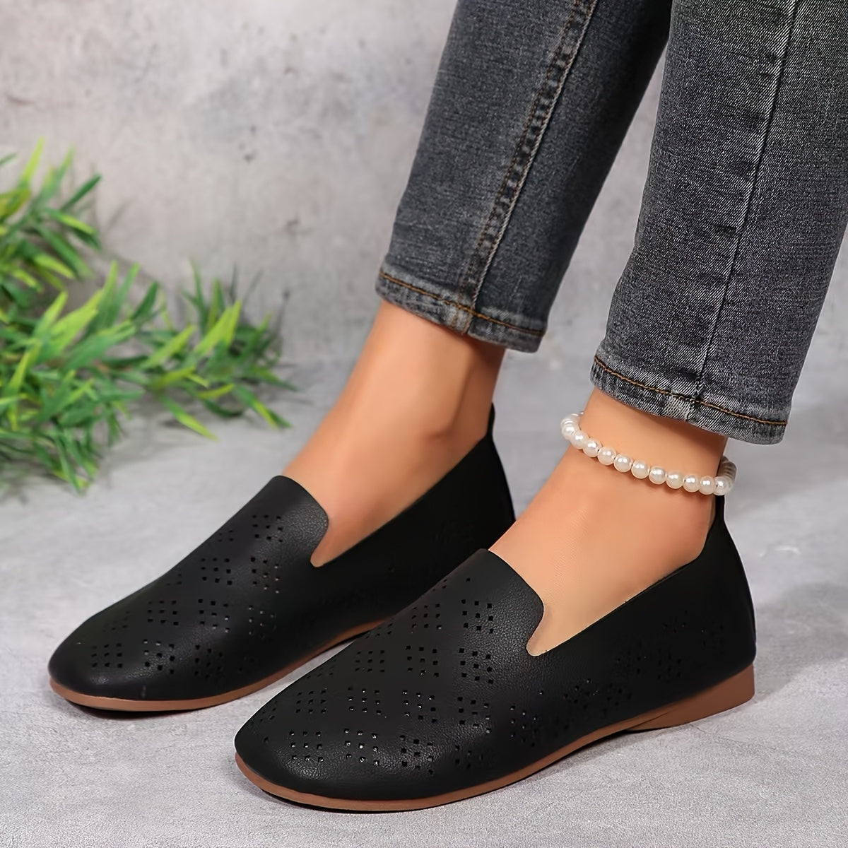 Ladies Flat Shoes Summer Breathable Microfiber Comfort Casual Flats