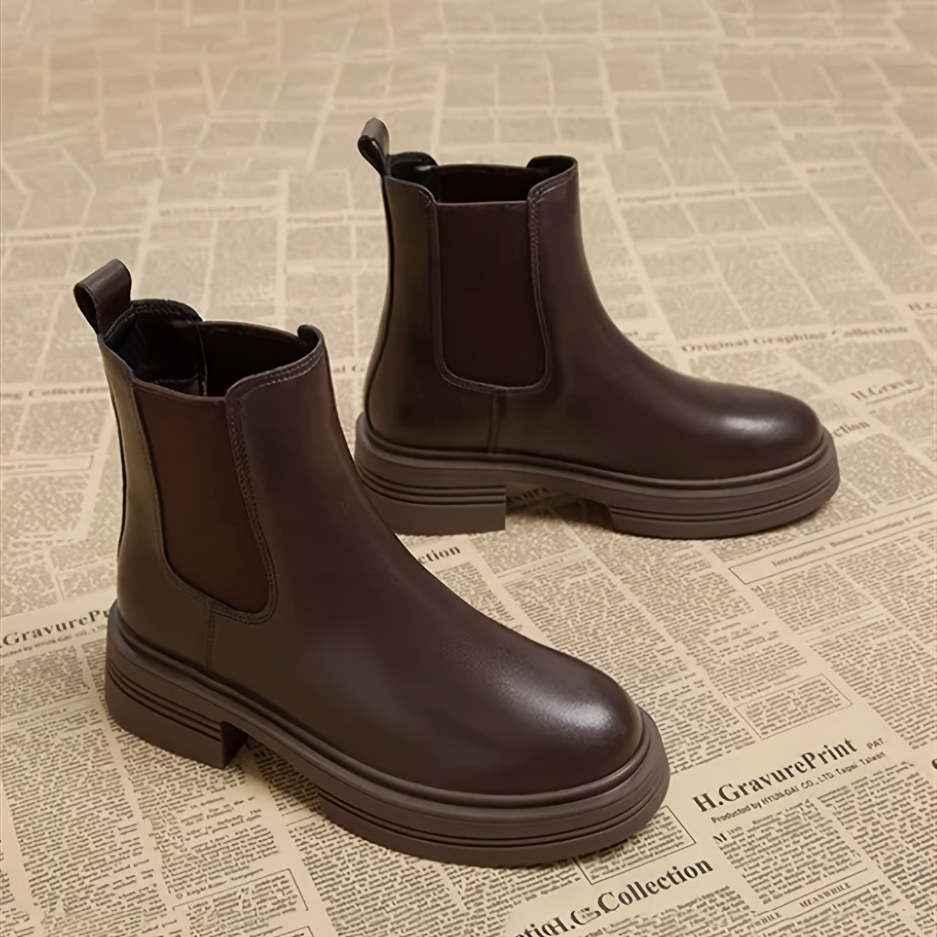 Women's Chelsea Ankle Boots Solid Color PU Round Toe All-Season Slip-On