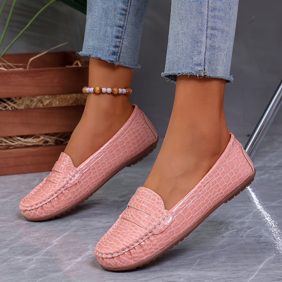 Women's Red Pink Loafers Slip-On Moccasins Comfortable All-Season Casual Footwear