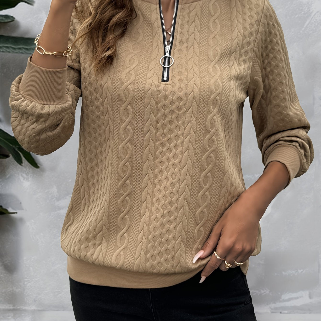 Women's Textured Solid Zip Crew Sweatshirt Fall Winter Polyester Knit Crew Neck